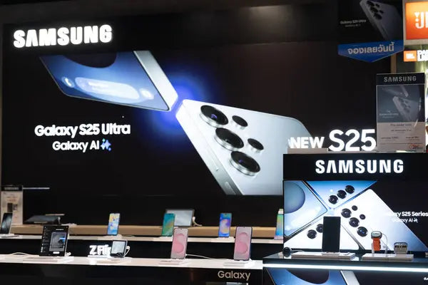 Samsung Galaxy S25 Ultra 5G | 200MP Camera | Snapdragon 8 Elite | 120Hz AMOLED Display | Galaxy AI